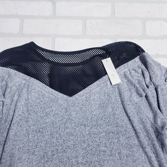 Lane Bryant 18/20 2x Hacci & Mesh Top - Picture 2 of 4